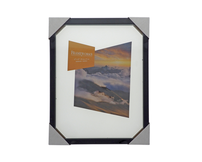 11"X14" Plastic Floating Photo Frame - 11"x14"